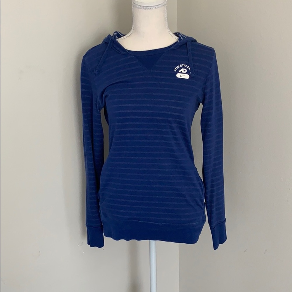 women’s nike hoodie